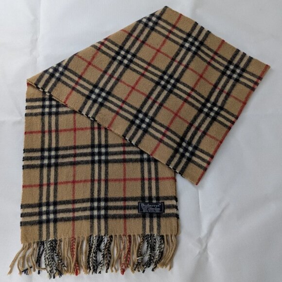 Authentic Burberry's Lambswool Scarf – Unisex Classic Check - Fast Shipping. - Picture 1 of 5